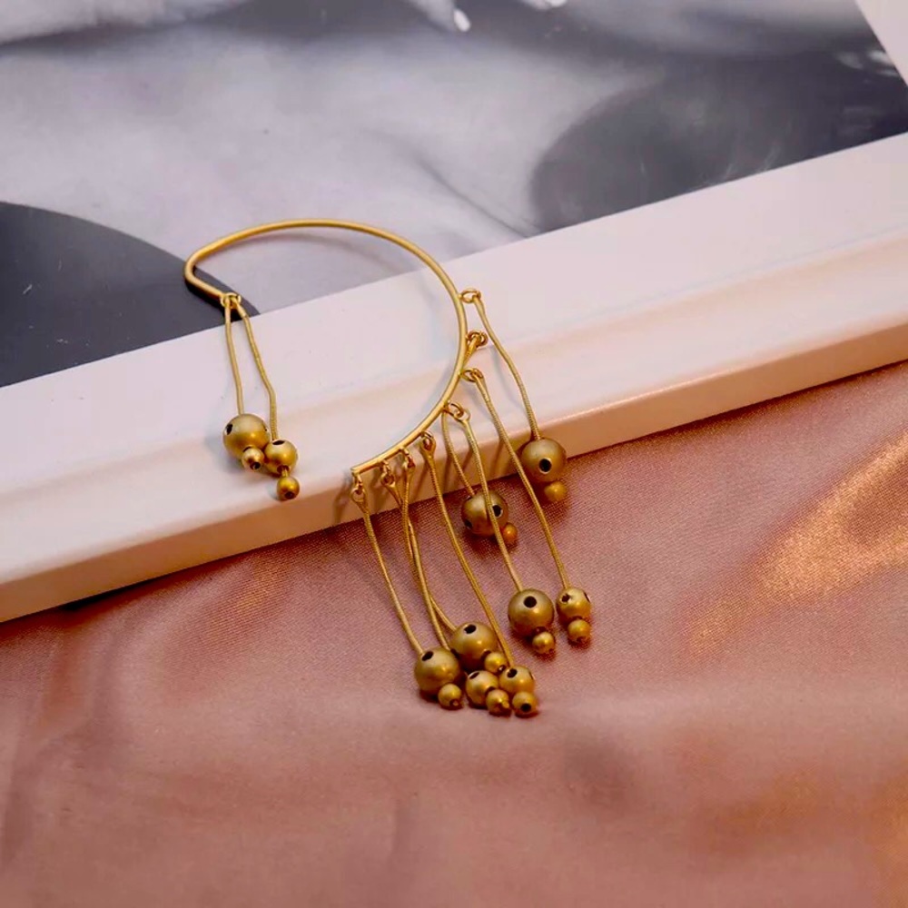 Beauty Earcuff